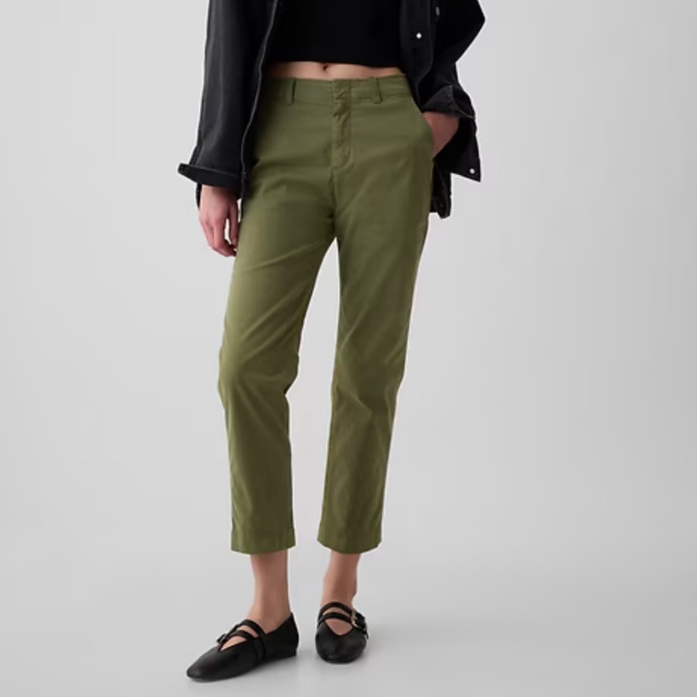 NWT GAP Downtown Straight Leg Pants in Olive Green